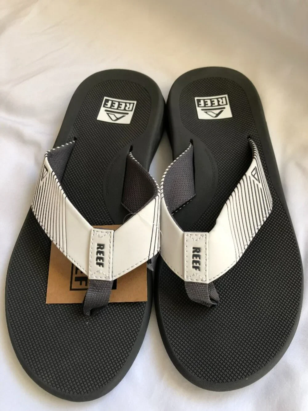 Reef Phantom II Flip Flop Sandal Grey White Straps Size 9